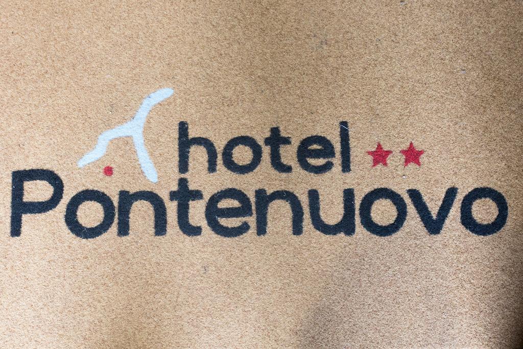 Hotel Pontenuovo Merone エクステリア 写真